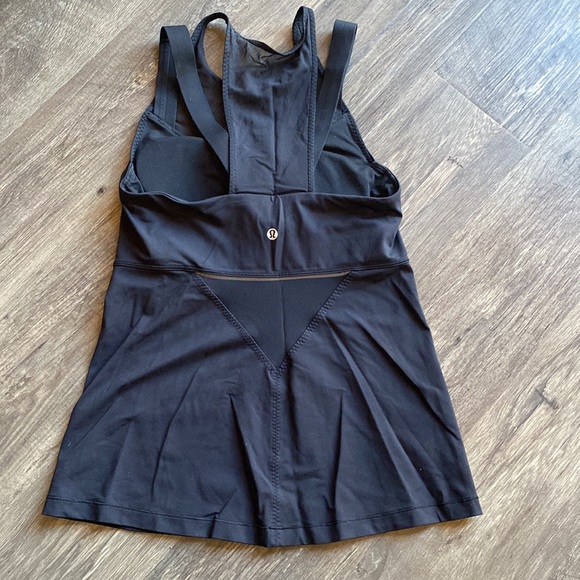 Lululemon Tank - Picture 2 of 3
